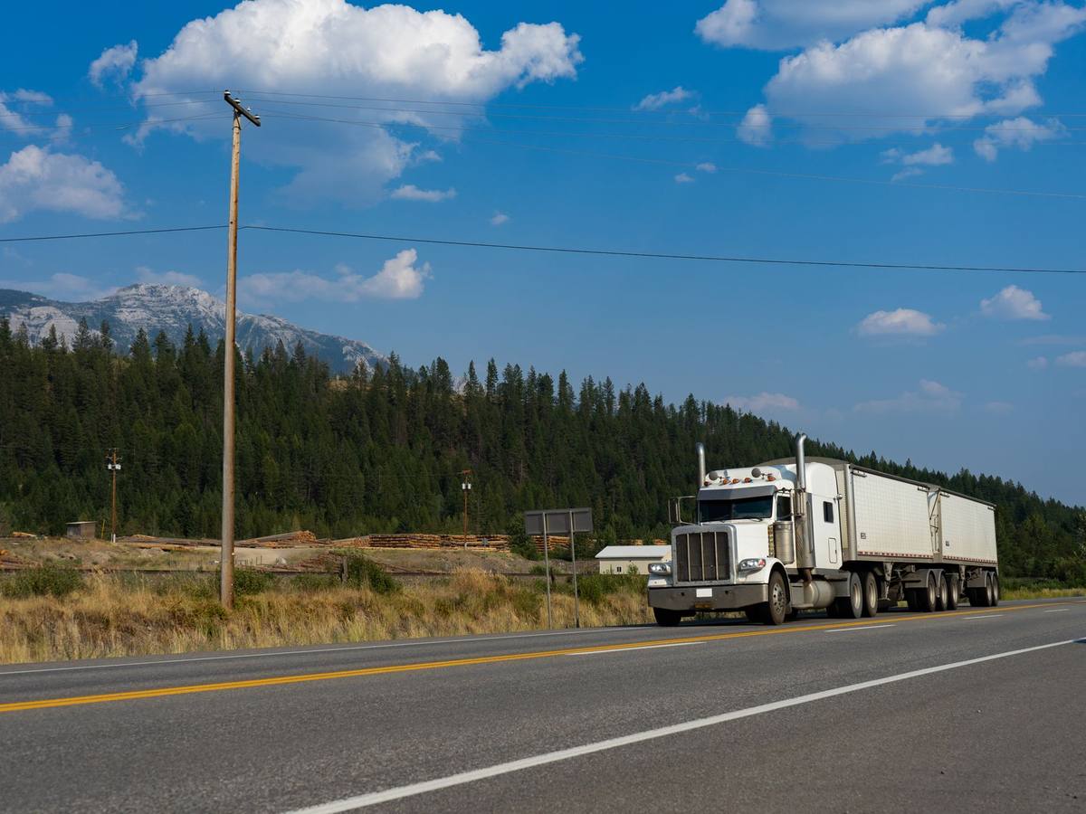 Interprovincial movers Calgary loading a truck bound for BC, Western Provincial Movers, Midnapore Calgary AB